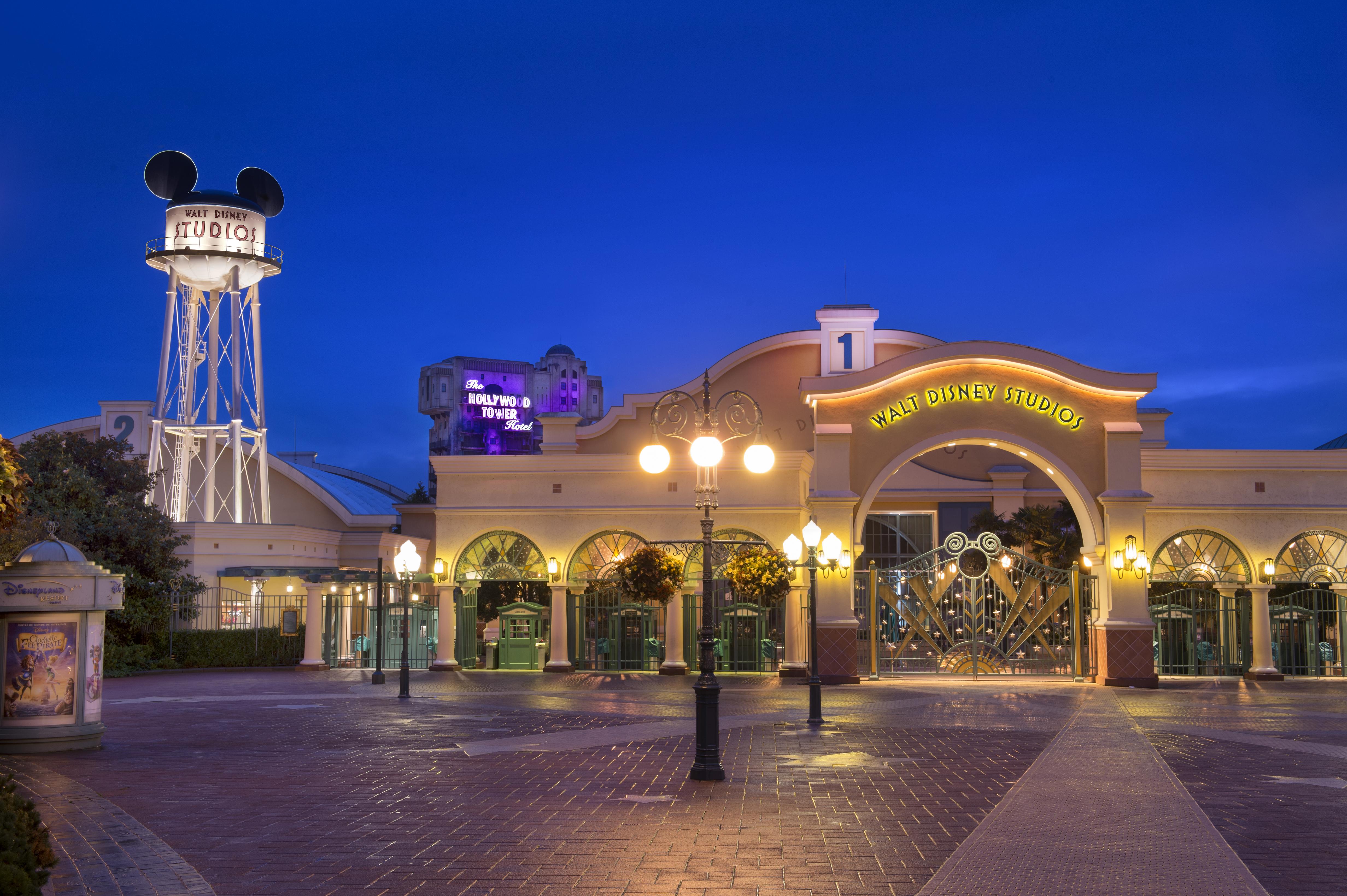 Disney Hotel Santa Fe Coupvray Exterior photo